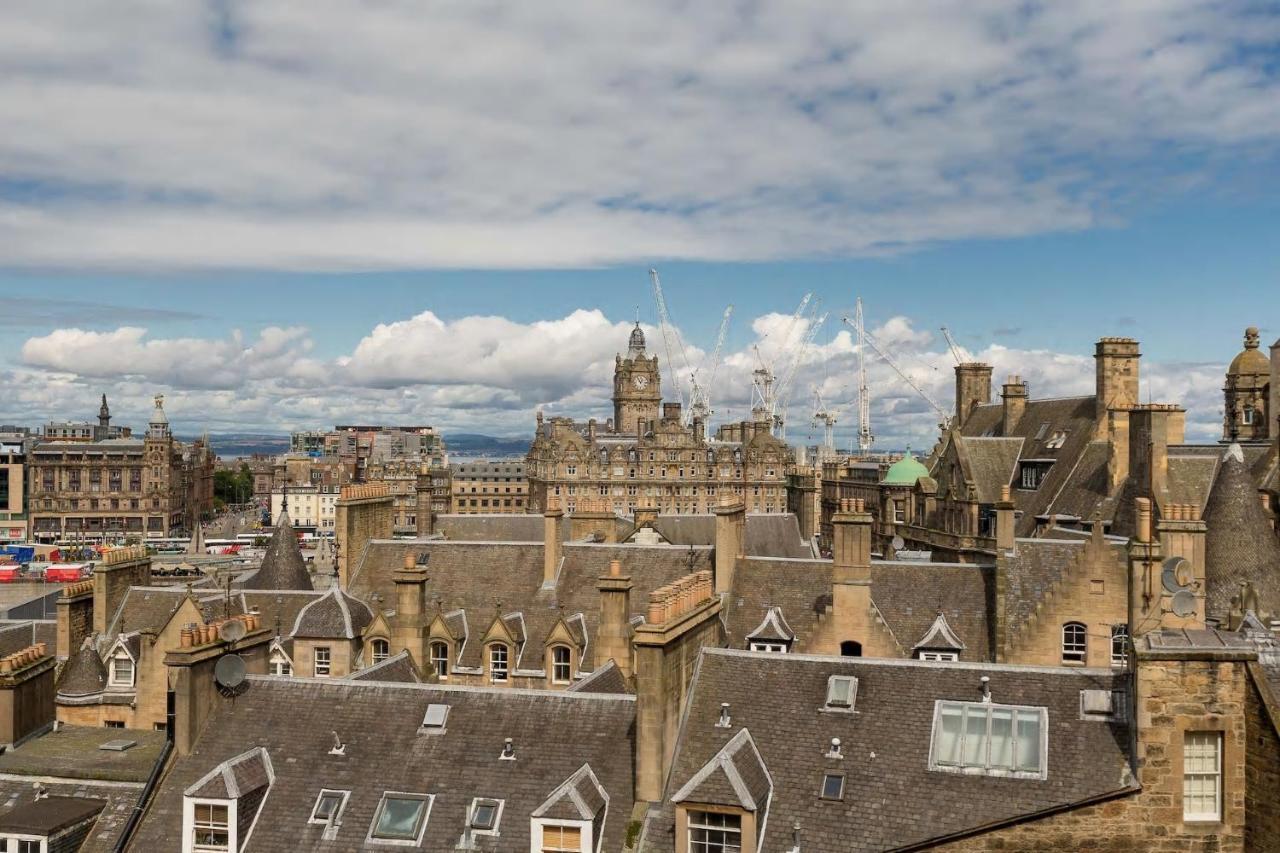 Stunning Panoramic Views: Heart Of The Royal Mile Daire Edinburgh Dış mekan fotoğraf